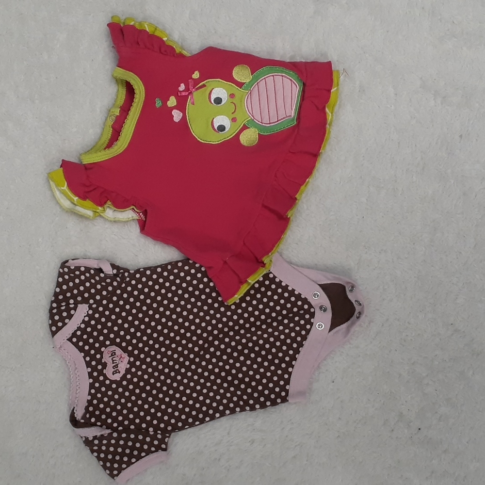 Disney and Nuby Babies Girls Bundle of 2 100% Cotton Outfits Size 3-6 Months